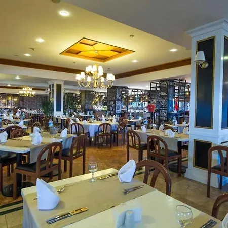 Gypsophila Club Marine Szálloda 5*